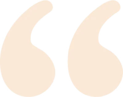 Haut• guillemets beige